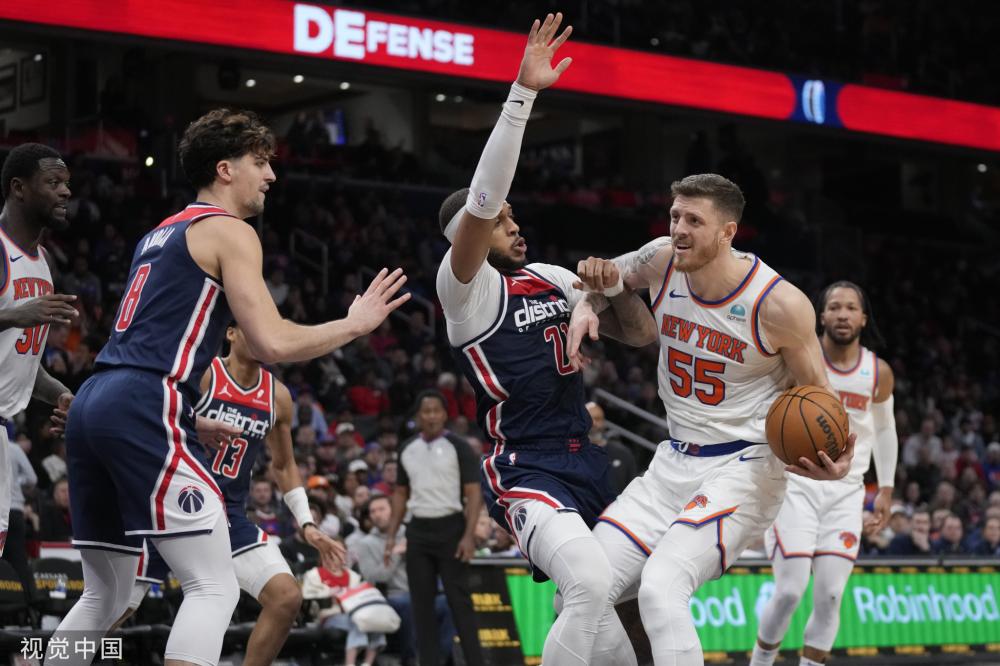 次在淘汰赛 次在淘汰赛